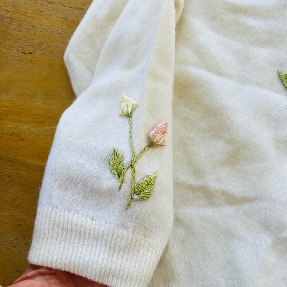 Original 50s Vintage Angora Lambswool Cardigan Sweater Large Flower Embellished - Picture 6 of 11